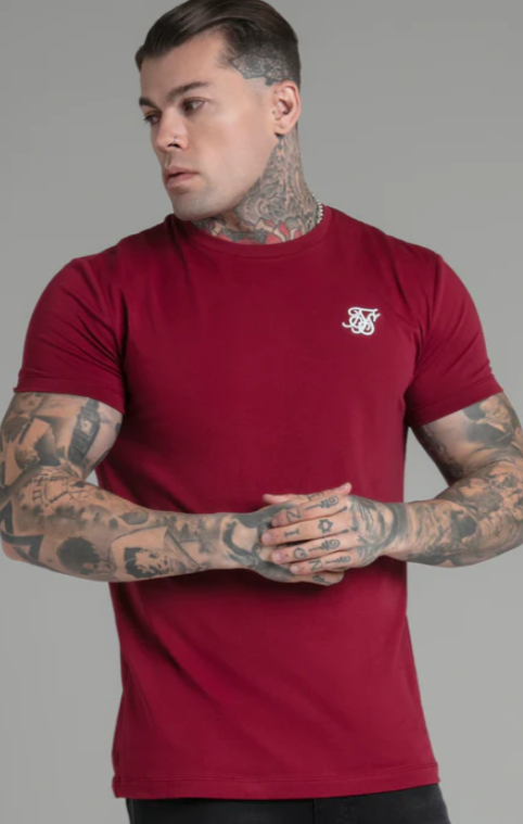 MUSCLE FIT T-SHIRT